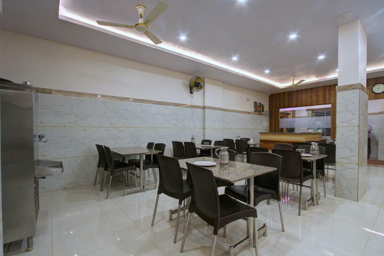 Hotel Ambika International Byndoor Bainduru ภายนอก รูปภาพ