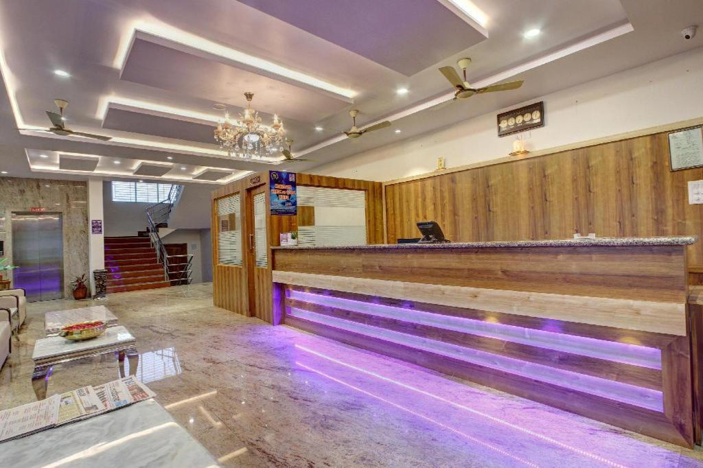 Hotel Ambika International Byndoor Bainduru ภายนอก รูปภาพ